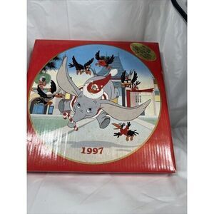 1997 DISNEY'S DUMBO CHRISTMAS PLATE THEME PARK LIMITED‎ EDITION WITH BOX